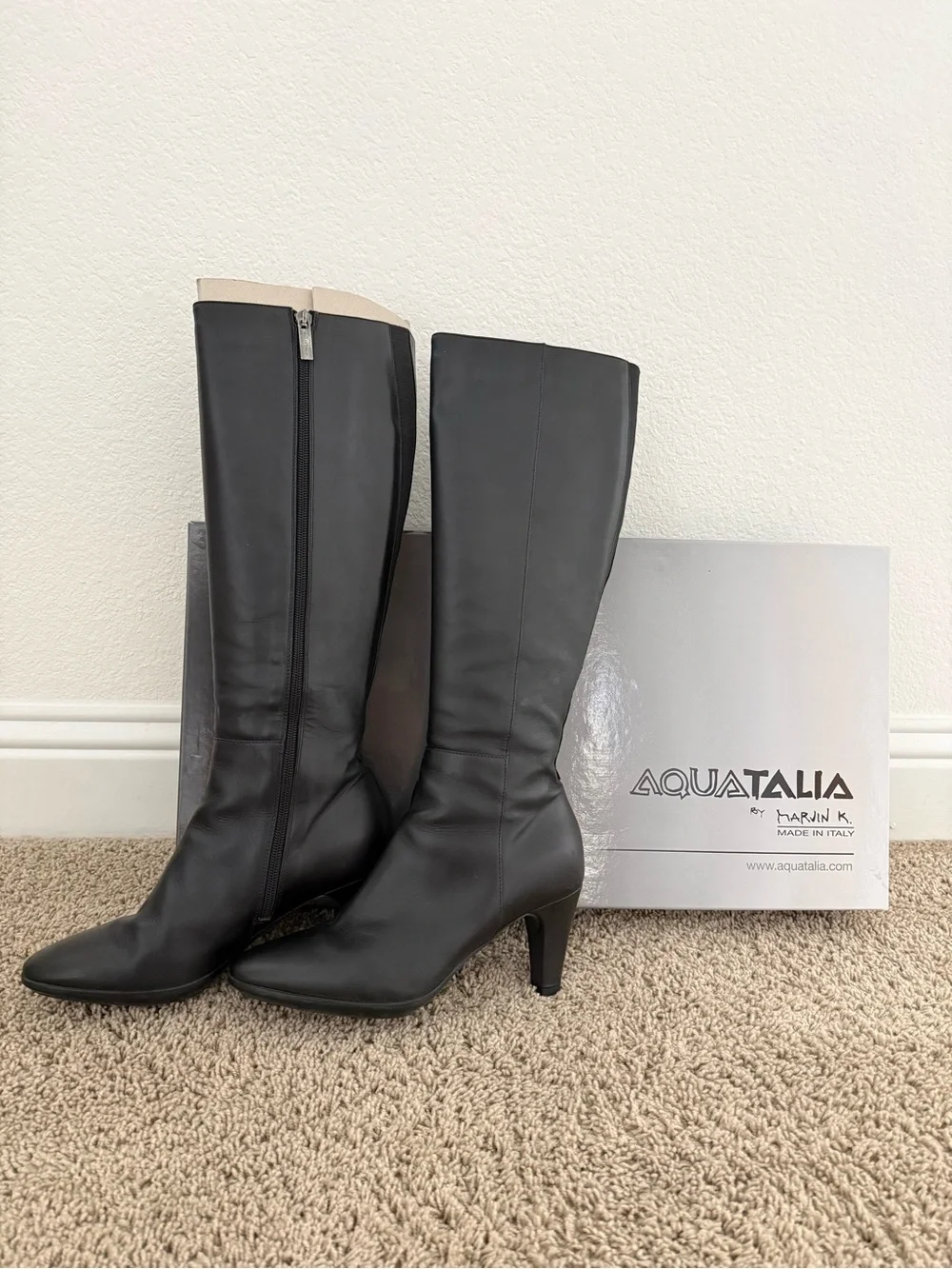 Aquatalia Dolphin Black Leather Weatherproof Boots Size 8